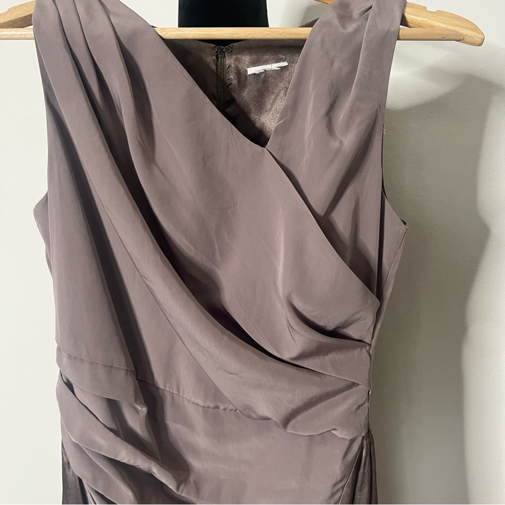 2 B Rych Women’s Taupe Sleeveless Knee Length Silk Cocktail Dress Sz XS - Picture 12 of 14